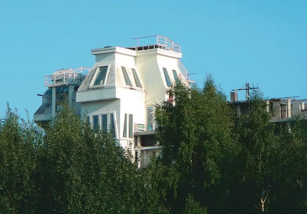 Ile kosztuje nadbudowa domu? Poznaj ukryte koszty i zasady