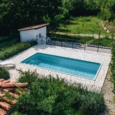 Ile kosztuje budowa basenu? Ceny, które Cię zaskoczą!