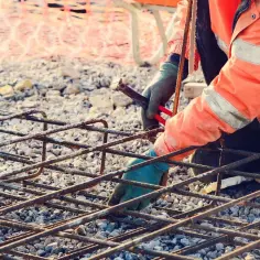 Jak wzmocnić fundamenty: Skuteczne metody na naprawę i stabilność