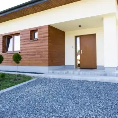 Elewacja na gładko: 8 kroków do perfekcyjnego wykończenia